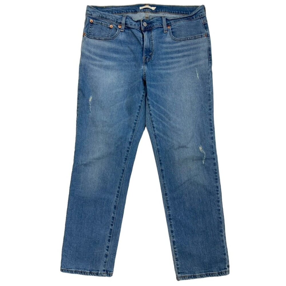 *Levi Strauss Boyfriend Jeans Women Size 32 Lt. Wash Blue Distressed Casual Pant